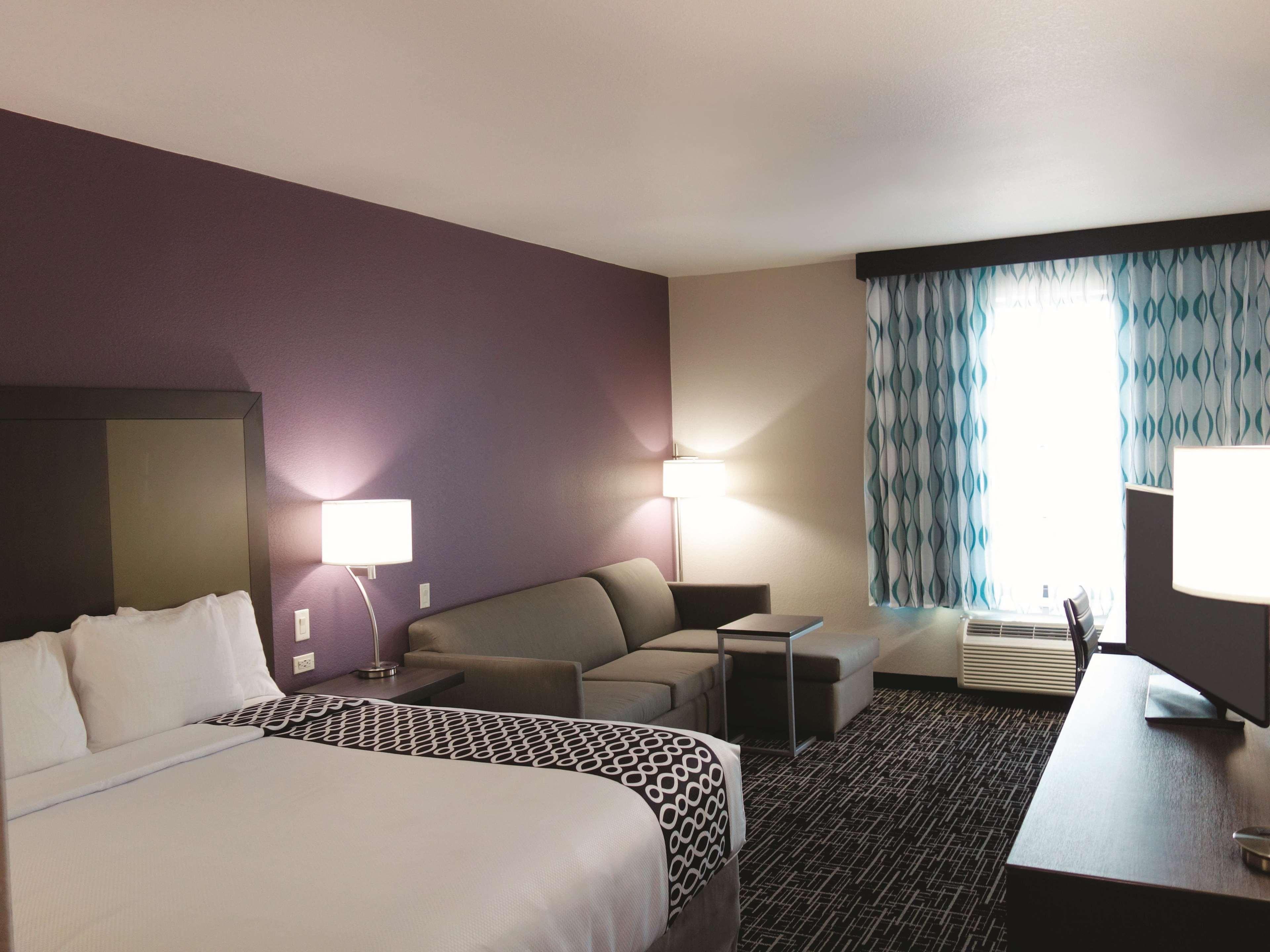 La Quinta By Wyndham Pampa Otel Dış mekan fotoğraf