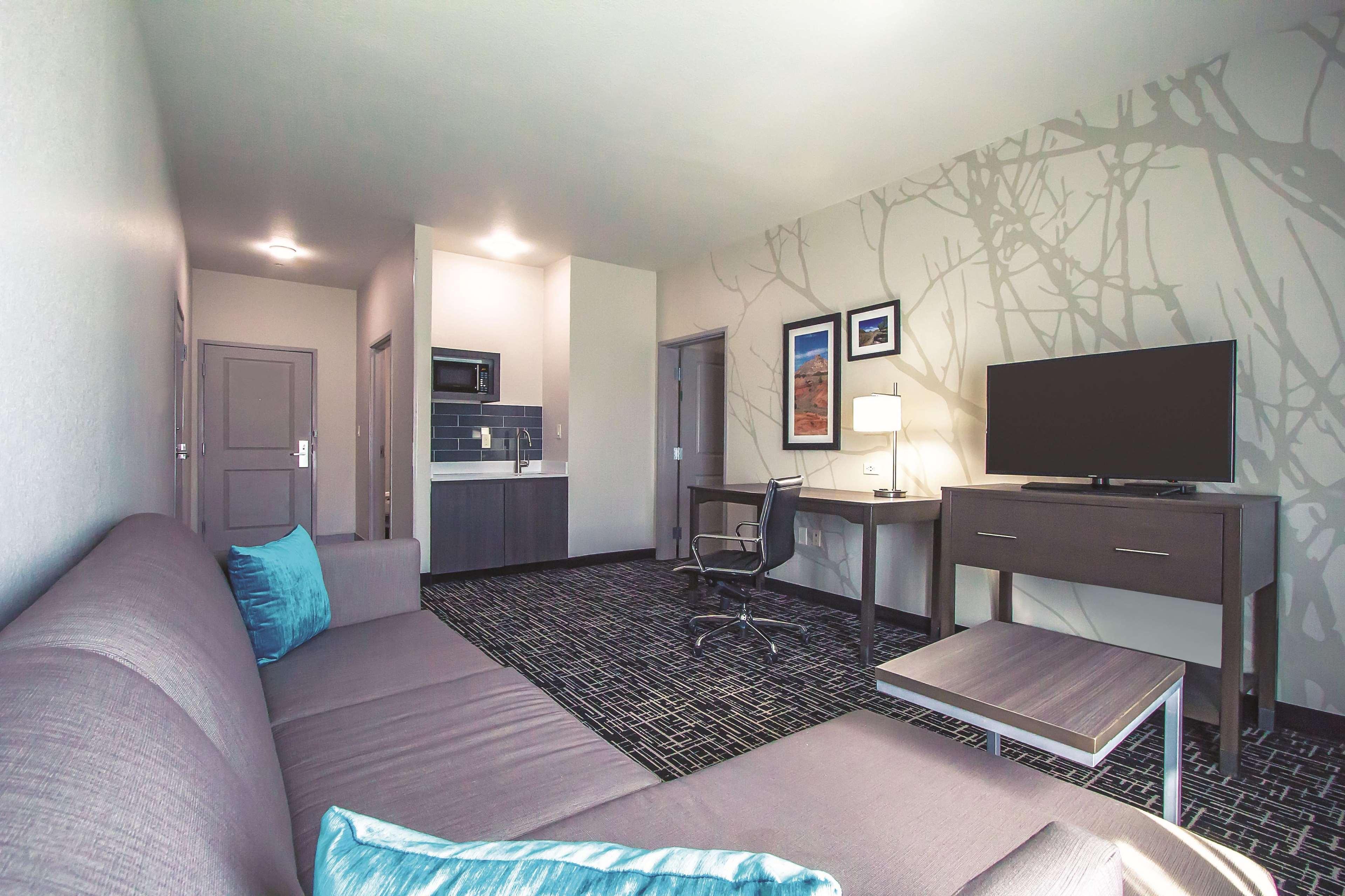 La Quinta By Wyndham Pampa Otel Dış mekan fotoğraf