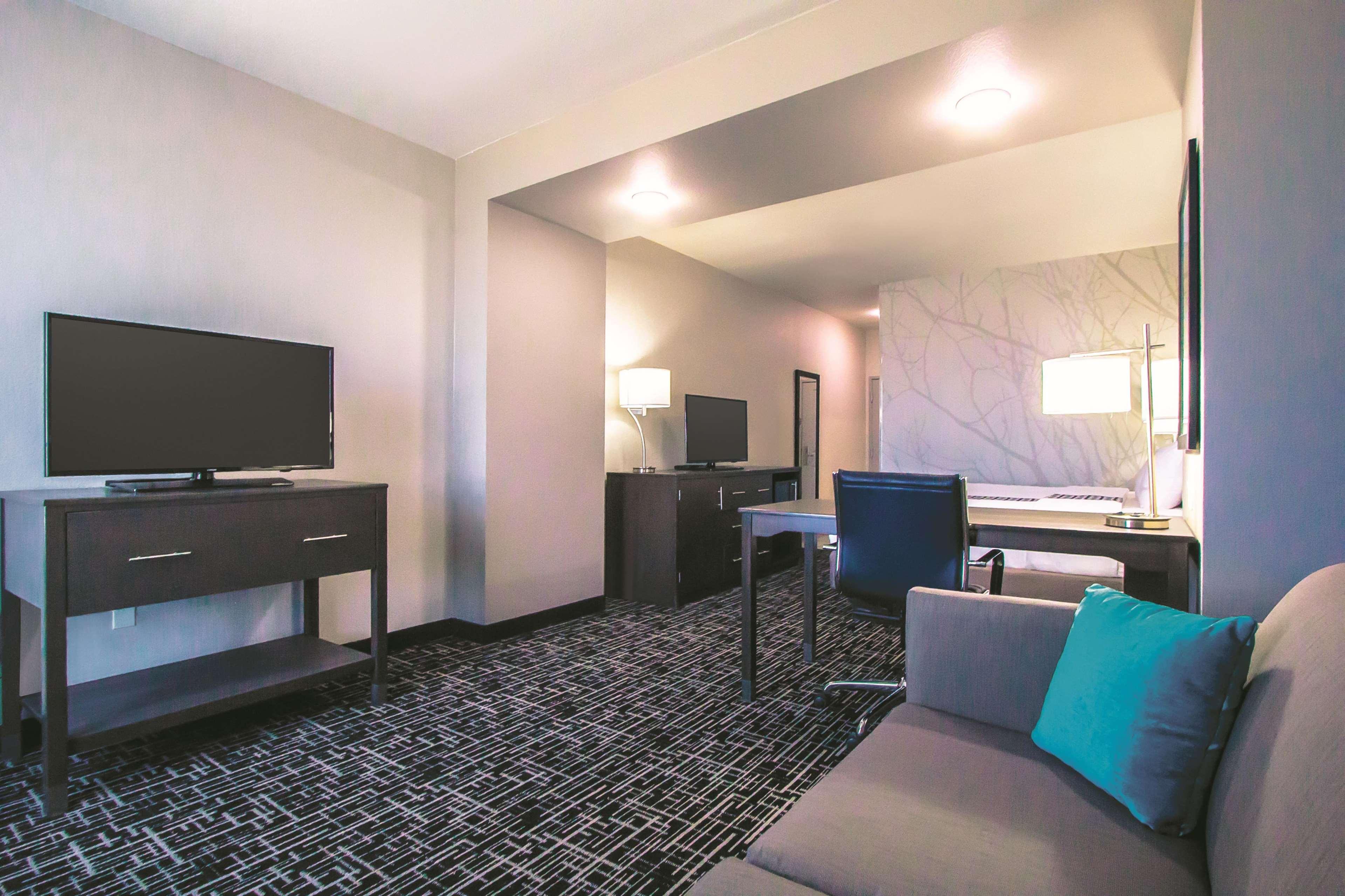 La Quinta By Wyndham Pampa Otel Dış mekan fotoğraf