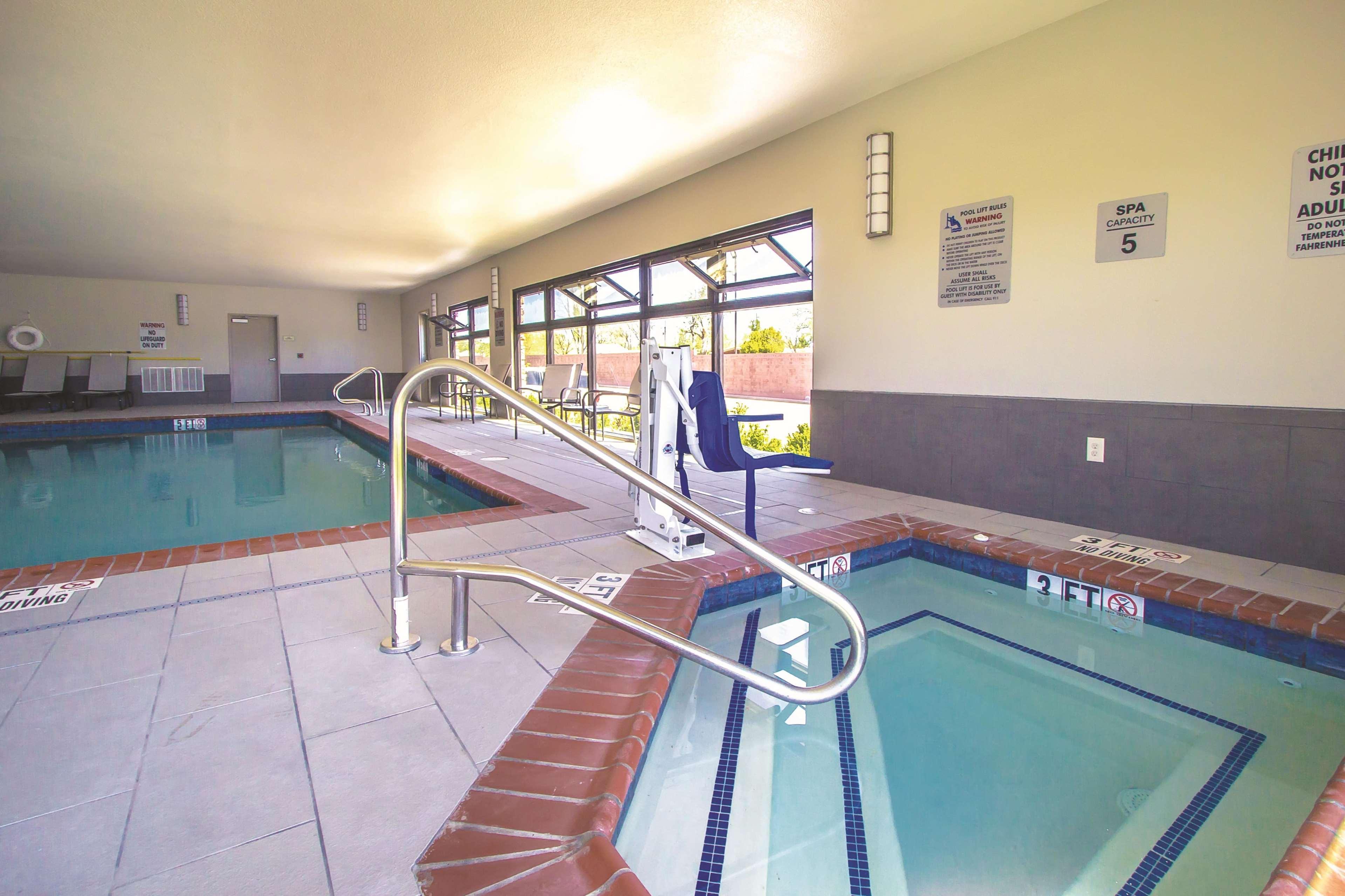 La Quinta By Wyndham Pampa Otel Dış mekan fotoğraf