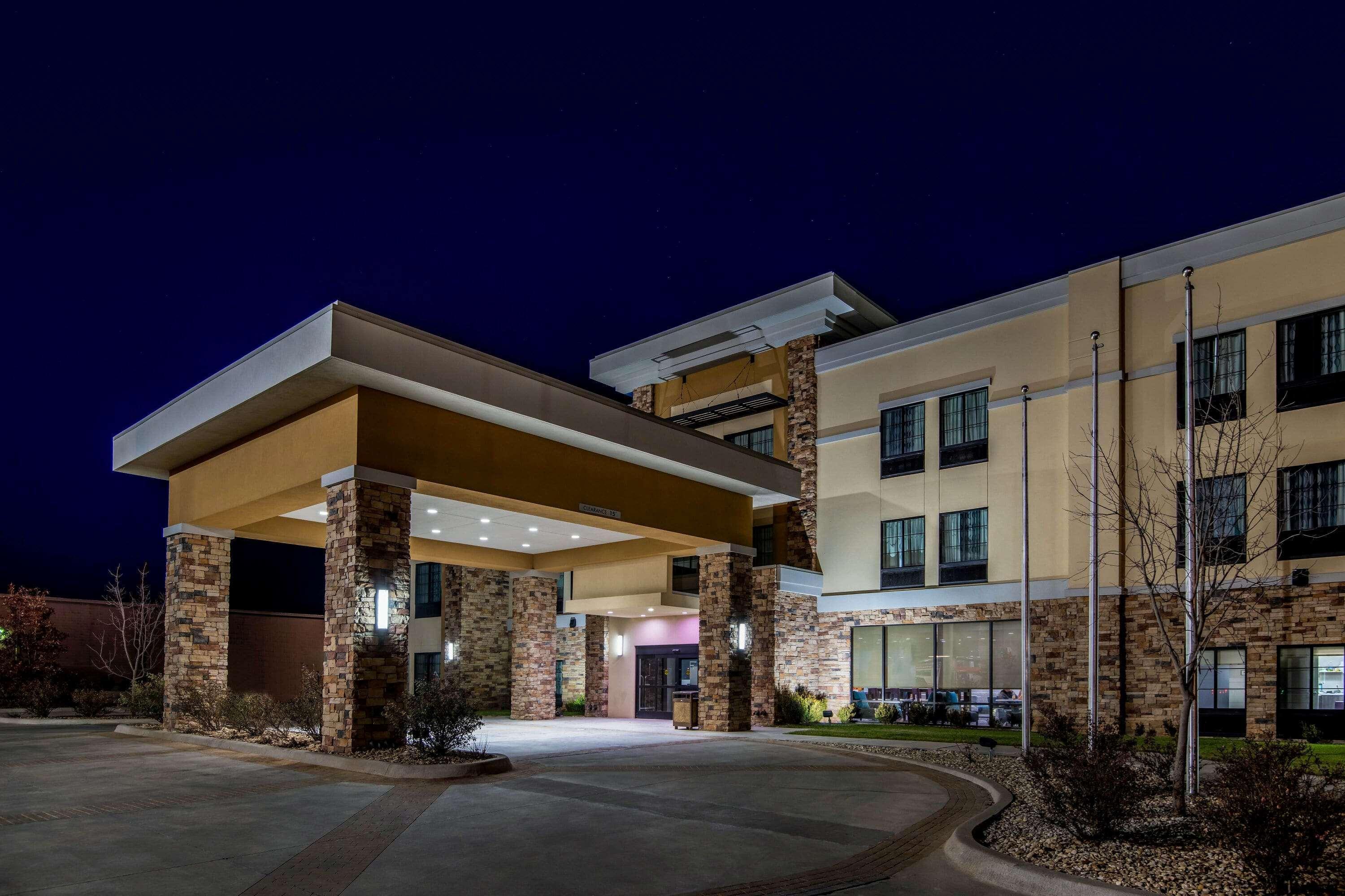 La Quinta By Wyndham Pampa Otel Dış mekan fotoğraf