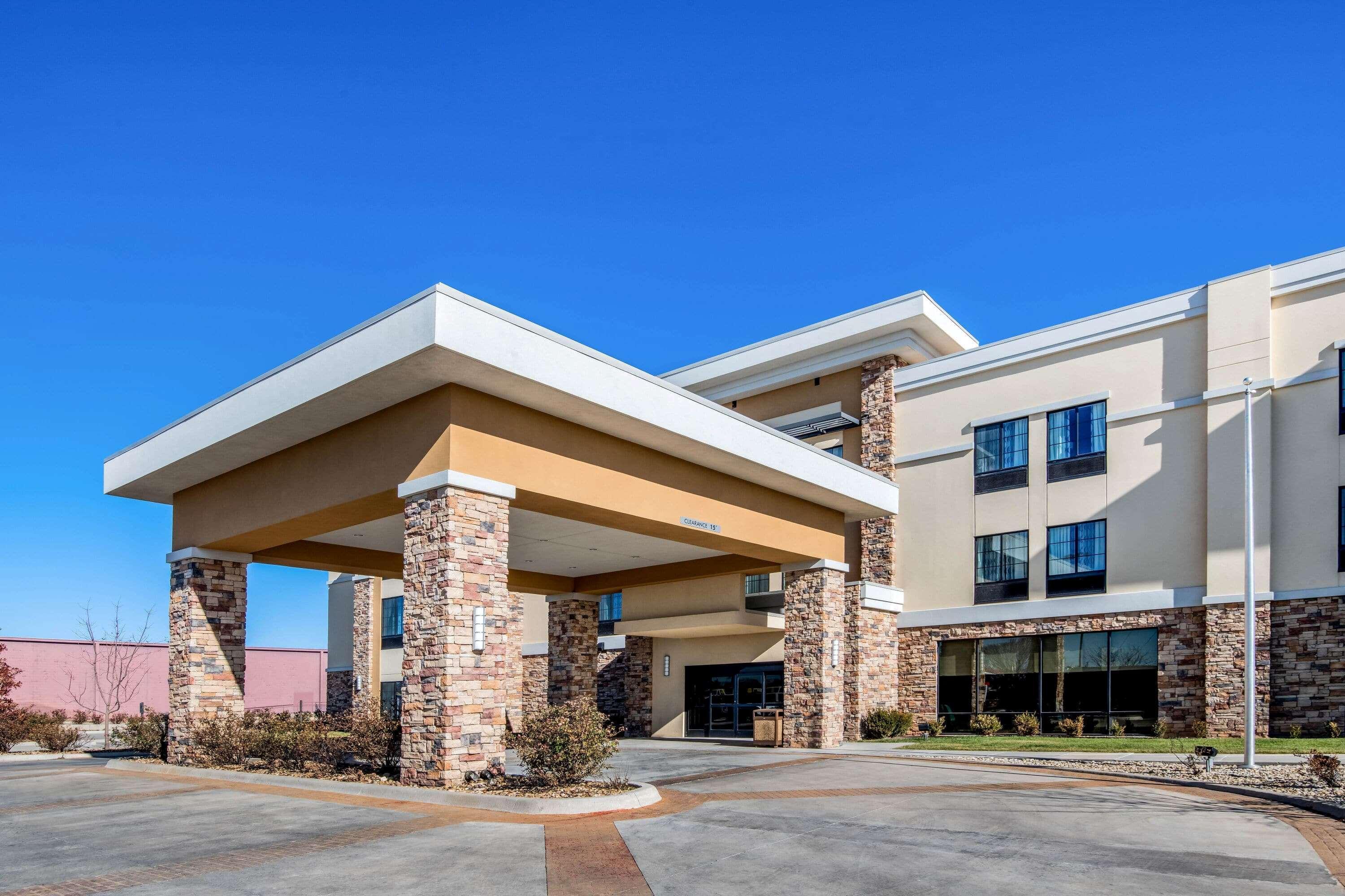 La Quinta By Wyndham Pampa Otel Dış mekan fotoğraf